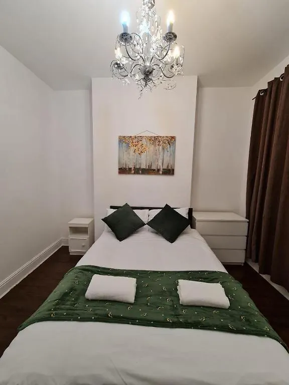 Holiday Rooms In The Heart Of Canary Wharf London 0*,  United Kingdom