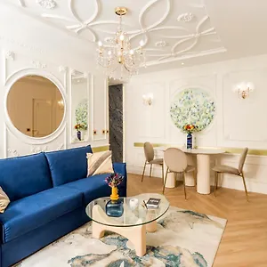 luxury-2-bedroom-2-bathroom-notre-dame.fr-paris.fr/