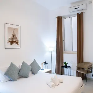 valletta-center-apartment.hotelssaintjulians.com/